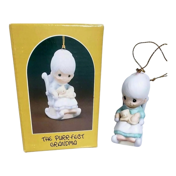 NIB *Precious Moments Ornament: #E-0516 "The Purr-fect GRANDMA" 1983 - Picture 1 of 9
